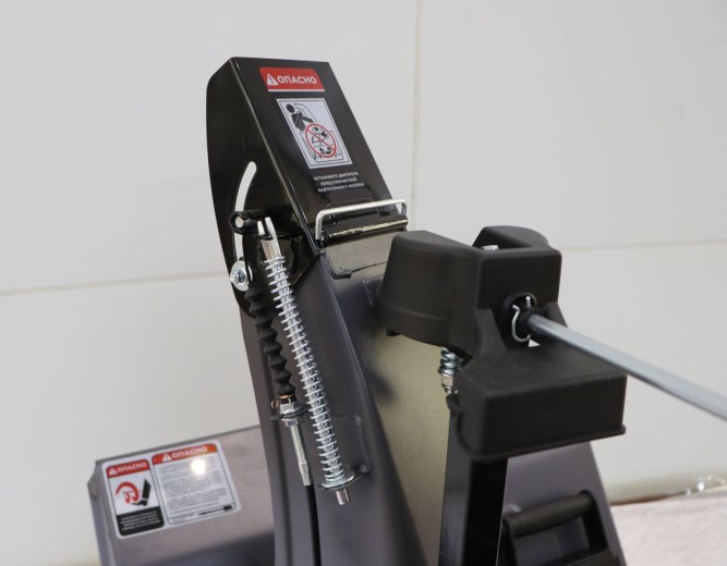 Снегоуборщик бензиновый VILLARTEC WB 5561 в Екатеринбурге