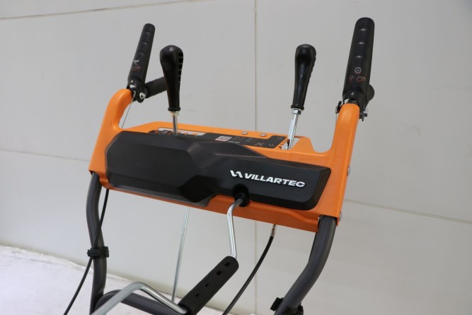 Снегоуборщик бензиновый VILLARTEC WB 5561 в Екатеринбурге