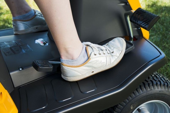 Садовый трактор Stiga Combi 1066 HQ в Екатеринбурге