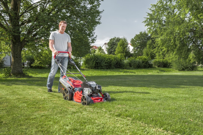 Газонокосилка бензиновая AL-KO Premium 460 SPI-A