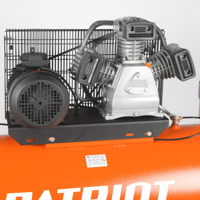 Компрессор PATRIOT REMEZA СБ 4/С-200 LB 40 в Екатеринбурге