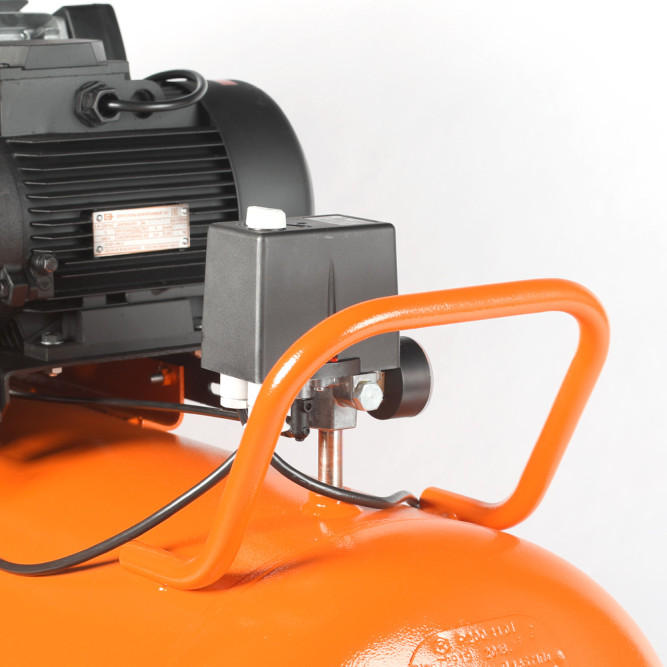 Компрессор PATRIOT REMEZA СБ 4/С-200 LB 40 в Екатеринбурге