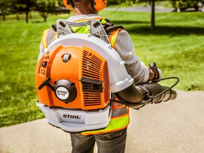 Воздуходувка бензиновая STIHL BR 700 42820111621 в Екатеринбурге