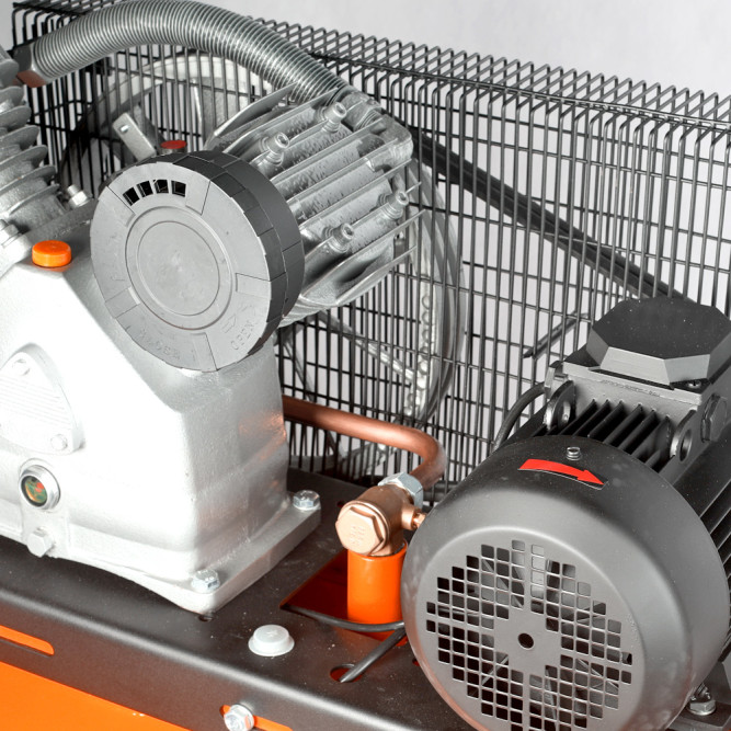 Компрессор PATRIOT REMEZA СБ 4/Ф-270 LB 50 в Екатеринбурге