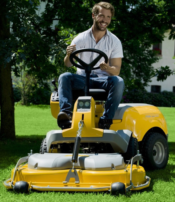 Садовый райдер Stiga PARK 740 PWX в Екатеринбурге