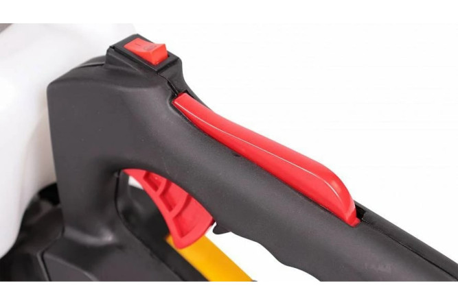 Бензоножницы CHAMPION HT626R в Екатеринбурге