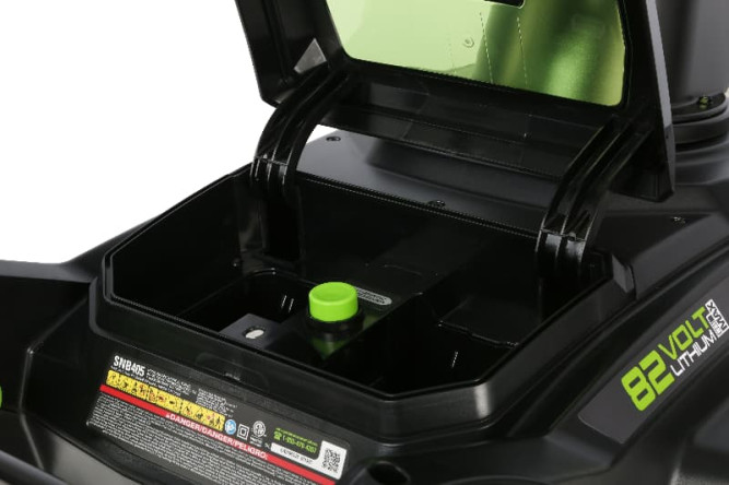 Снегоуборщик аккумуляторный Greenworks Арт. 2602507, 82V, 56 см, бесщеточный, без АКБ и ЗУ в Екатеринбурге