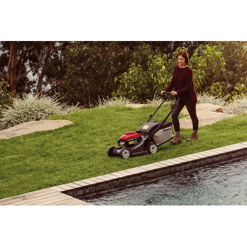 Самоходная бензиновая газонокосилка Honda HRX 426 SDE