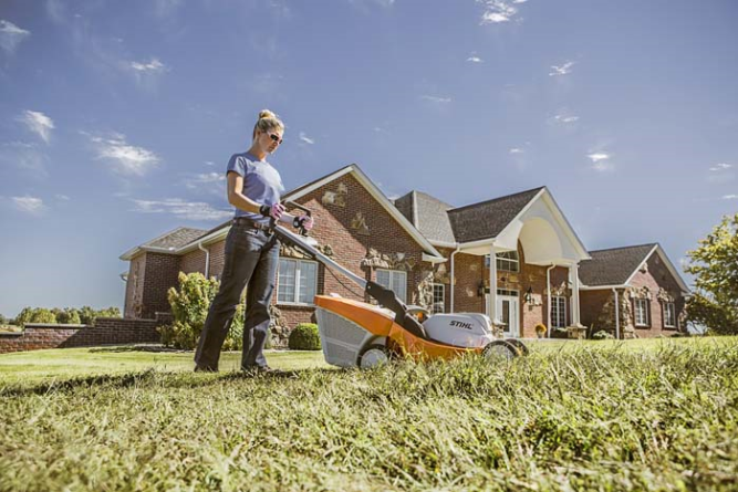 Аккумуляторная газонокосилка STIHL RMA 410 C в Екатеринбурге