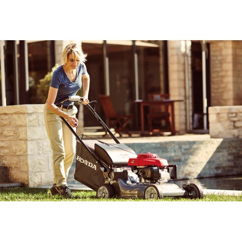 Самоходная бензиновая газонокосилка Honda 536 VKE H