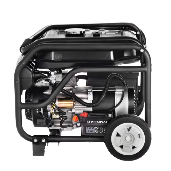 Бензогенератор HYUNDAI HHY 3050FE в Екатеринбурге