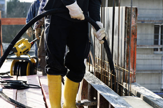 Вибратор высокочастотный со встроенным преобразователем WACKER NEUSON IEC 58/230/10/15 5100010548 в Екатеринбурге