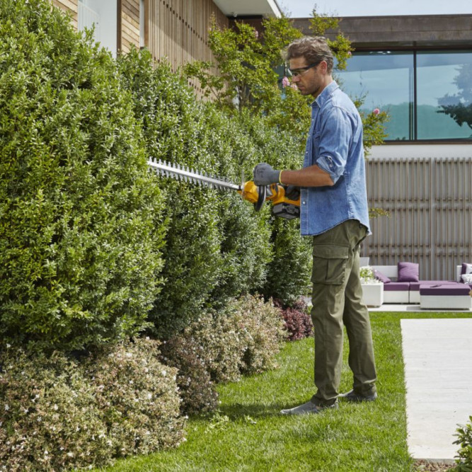 Аккумуляторный кусторез Stiga SHT 24 AE 4 Ач в Екатеринбурге