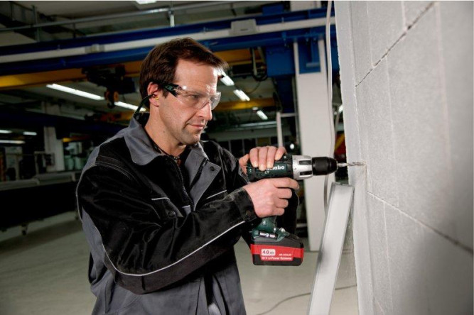 Аккумуляторная ударная дрель Metabo SB 18 LT 602103890 в Екатеринбурге