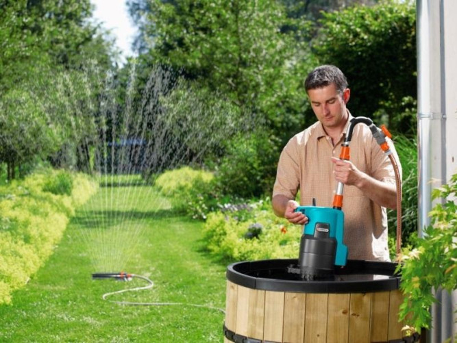 Насос для резервуаров с дождевой водой GARDENA 4000/2 Comfort автомат 01742 в Екатеринбурге