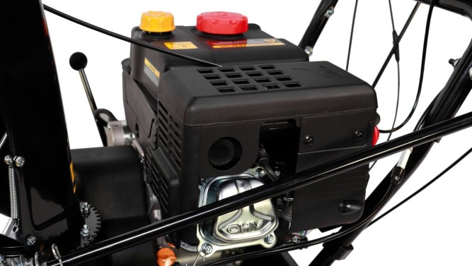 Снегоуборщик Champion STT761E в Екатеринбурге