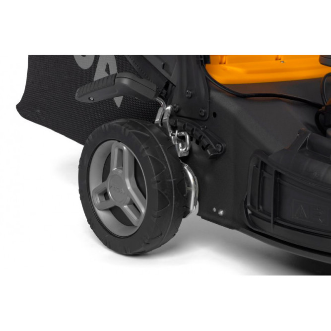 Аккумуляторная газонокосилка Stiga Combi 48 SQ DAE