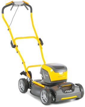 Аккумуляторная газонокосилка Stiga Multiclip 47 S DAE