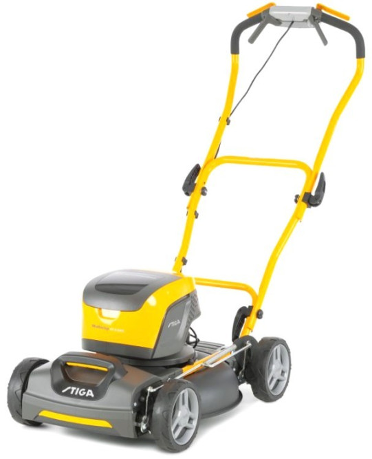 Аккумуляторная газонокосилка Stiga Multiclip 47 S DAE