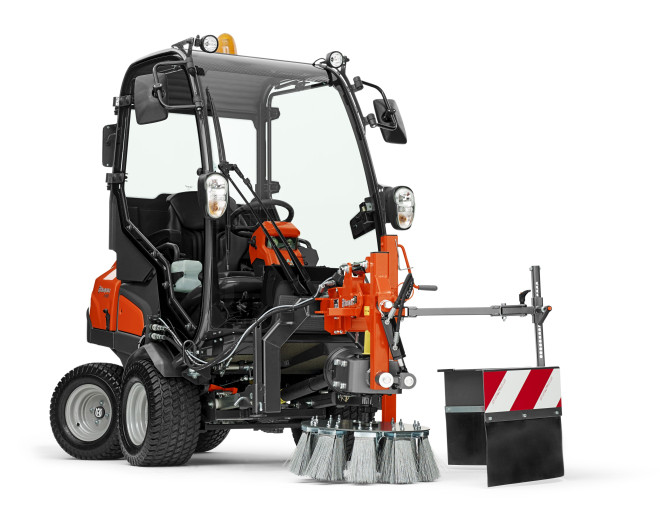 Горизонтальная, металлическая щетка 50см к райдеру Husqvarna P 525D в Екатеринбурге