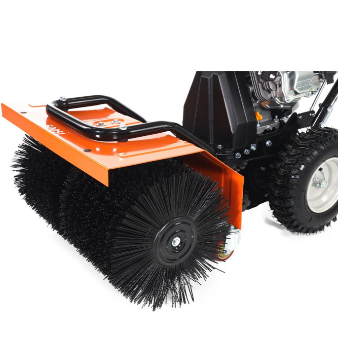 Подметальная машина YARD FOX 600SL в Екатеринбурге