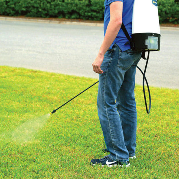 Опрыскиватель садовый аккумуляторный Greenworks 24V с АКБ и ЗУ в Екатеринбурге