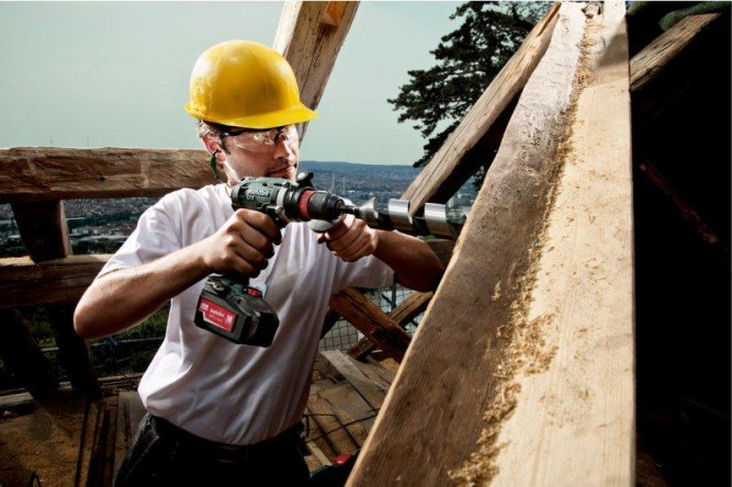 Аккумуляторная дрель-шуруповерт Metabo BS 18 LTX Quick 602193650 в Екатеринбурге