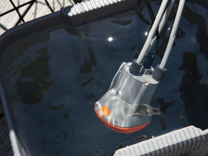 Комплект для полива в выходные дни с емкостью 9 л GARDENA 01266-20.000.00 в Екатеринбурге