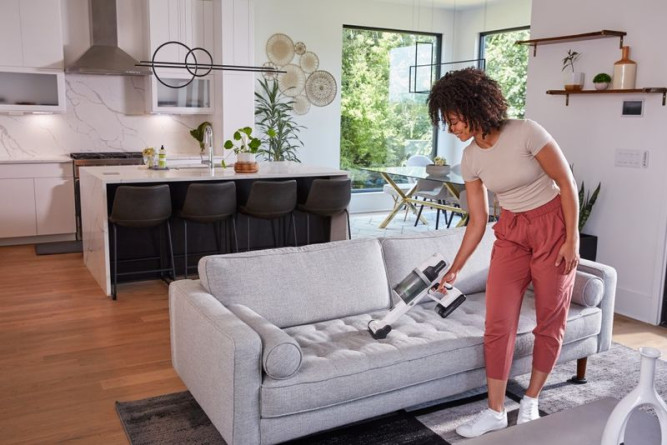 Пылесос беспроводной вертикальный аккумуляторный Greenworks 4701107UB, 24V,  с 1хАКБ 4 Ач и ЗУ в Екатеринбурге