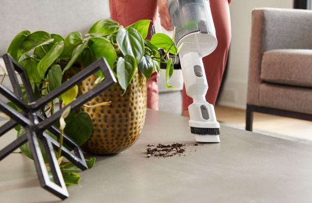 Пылесос беспроводной вертикальный аккумуляторный Greenworks 4701107UB, 24V,  с 1хАКБ 4 Ач и ЗУ в Екатеринбурге