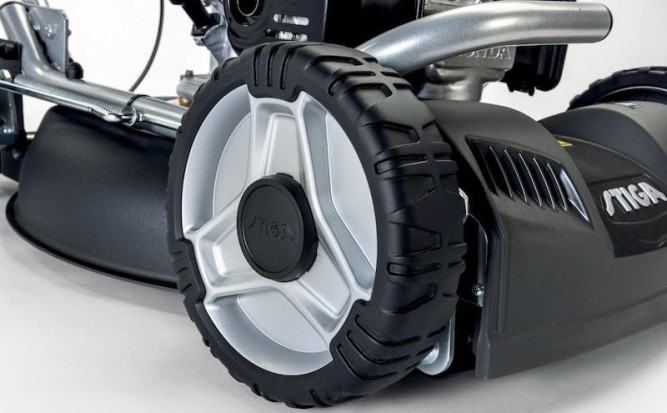 Газонокосилка бензиновая Stiga Multiclip Pro 50 SX