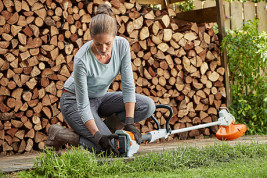 Мотокоса STIHL FSA 57 SET, AutoCut C3-2, с AK 10 и AL 101