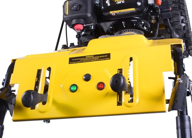 Снегоуборщик бензиновый Huter SGC 6000 в Екатеринбурге