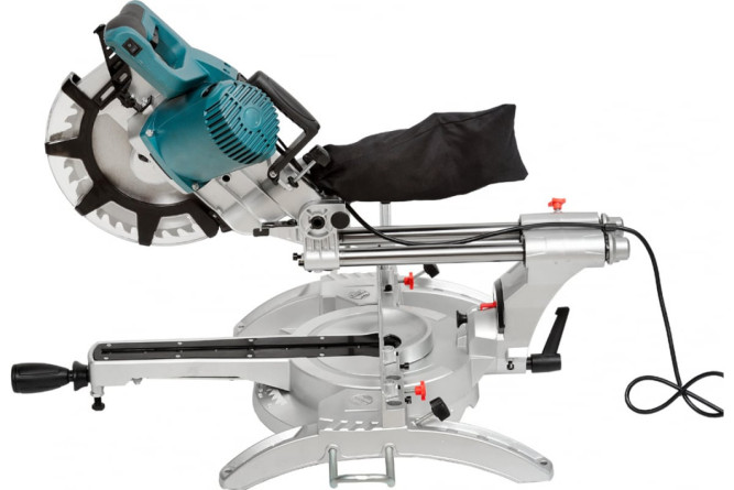 Торцовочная пила HYUNDAI M 2500-255S в Екатеринбурге