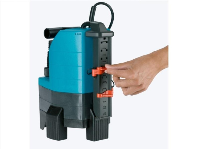 Насос дренажный для грязной воды GARDENA 13000 AquaSensor 01799 в Екатеринбурге