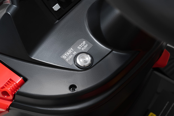 Садовый трактор аккумуляторный МОБИЛ К XPA88 ПРЕМИУМ 60 Вольт в Екатеринбурге