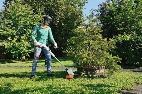 Триммер электрический STIHL FSE 71 в Екатеринбурге