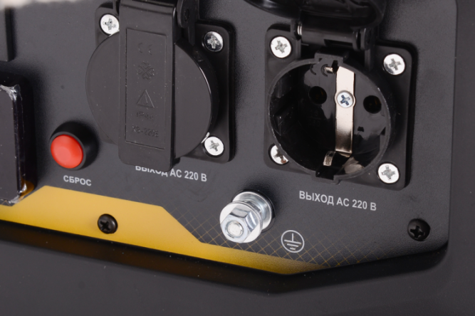 Генератор инверторный Huter DN3700i в Екатеринбурге