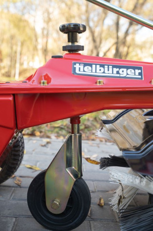 Подметально-уборочная машина TIELBUERGER TK17 (двигатель Briggs&amp;Stratton 575 EX ) в Екатеринбурге