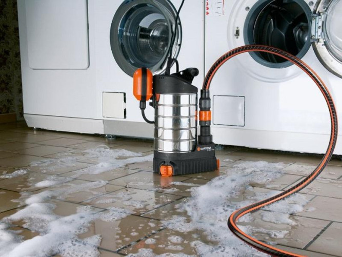 Насос дренажный для чистой воды GARDENA 21000 Inox Premium 01787 в Екатеринбурге