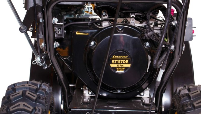 Снегоуборщик Champion ST1170E в Екатеринбурге