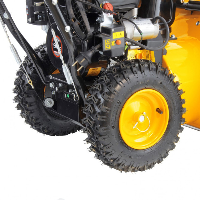 Бензиновая снегоуборочная машина DENZEL SB 650 E в Екатеринбурге