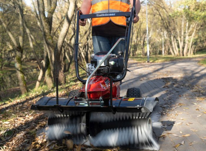 Подметально-уборочная машина TIELBUERGER TK18 (двигатель Briggs&amp;amp;Stratton 575 EX ) в Екатеринбурге