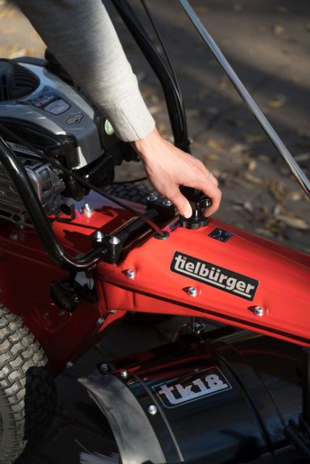 Подметально-уборочная машина TIELBUERGER TK18 (двигатель Briggs&amp;amp;Stratton 575 EX ) в Екатеринбурге