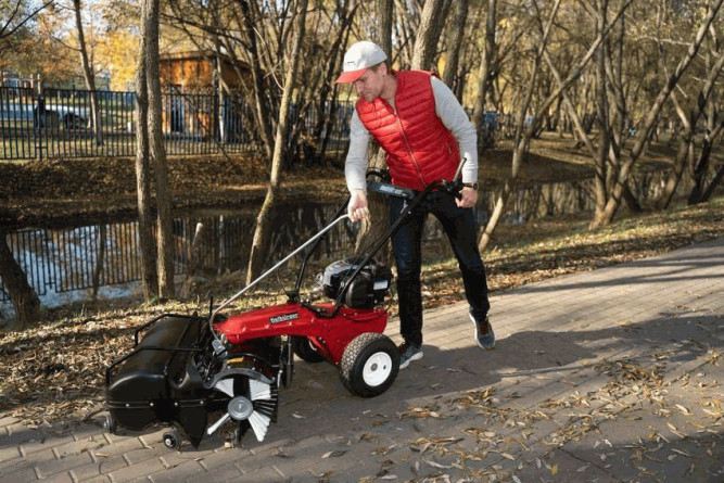 Подметально-уборочная машина TIELBUERGER TK18 (двигатель Honda GCV160) в Екатеринбурге