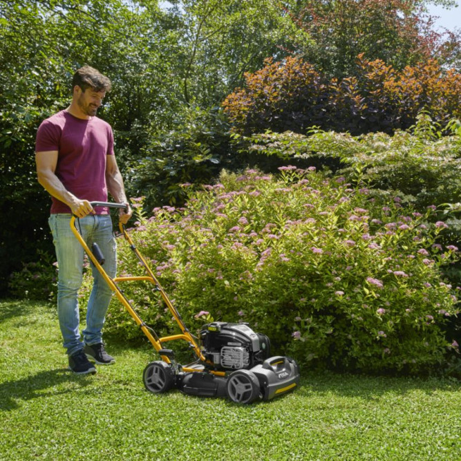 Бензиновая газонокосилка Stiga Multiclip 47 SEQ B