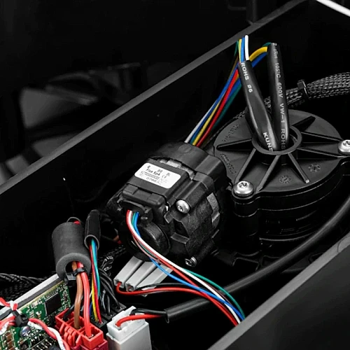 Газонокосилка робот Caiman L400i Deluxe (60 А*ч) в Екатеринбурге