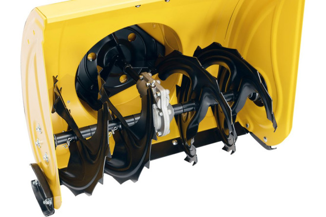 Бензиновая снегоуборочная машина DENZEL SBM 610S PRO в Екатеринбурге