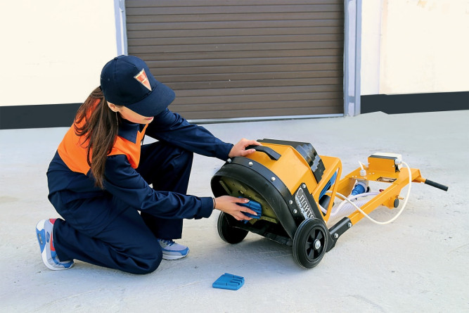 Машина мозаично-шлифовальная Сплитстоун GM 122-2,2 143230 в Екатеринбурге