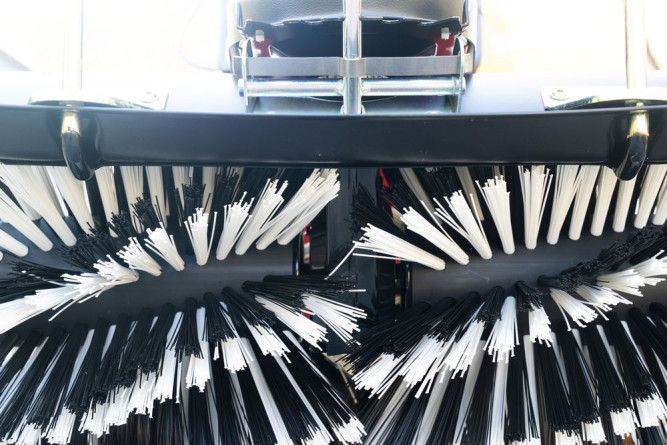 Подметально-уборочная машина TIELBUERGER TK38 Professional (Honda GCV160) в Екатеринбурге